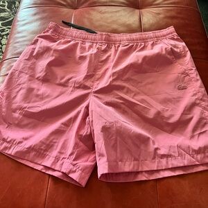 Lacoste Men's Pink Shorts size XL (6)